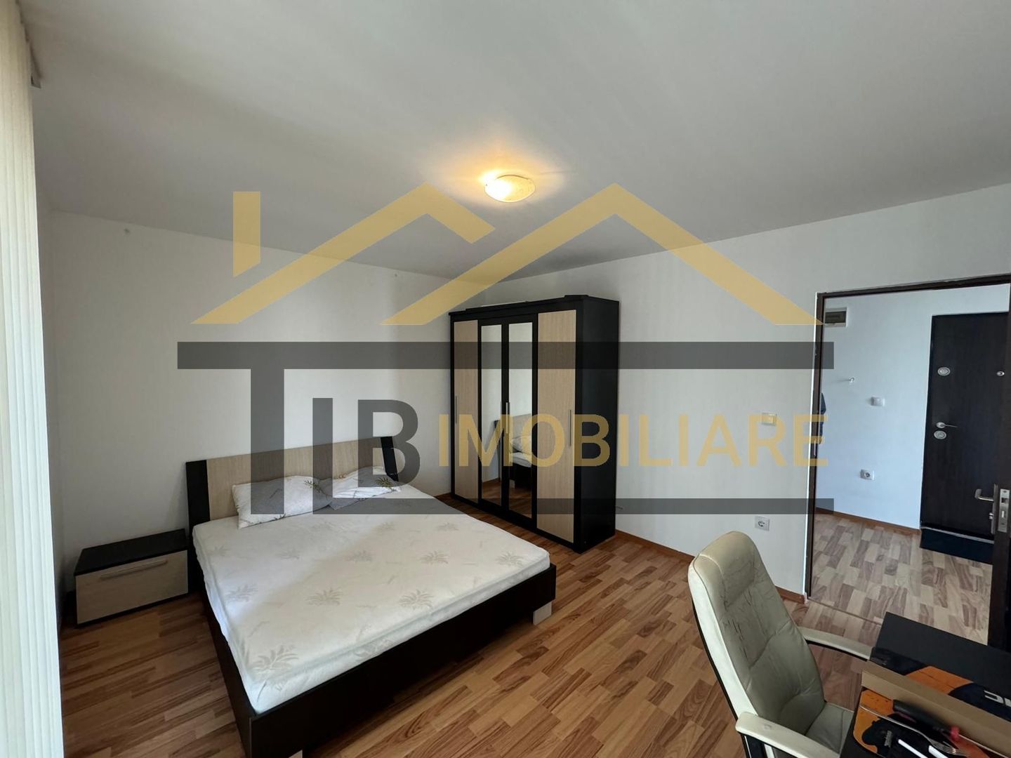 Apartament de 2 camere, 72mp,  Zona Centrala - Poză 3