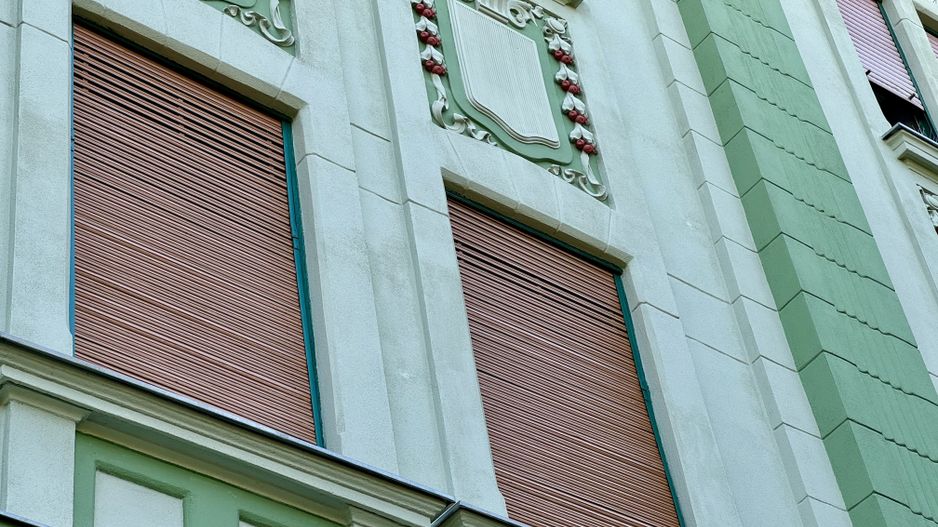 Apartament in clădire istorică P-ta Plevnei cu vedere parc - Poză 37