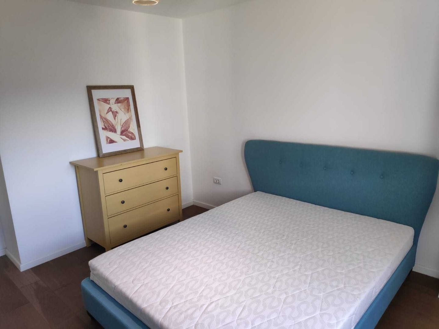 Inchiriez apartament 2 camere, Unirii, mobilat, centrala proprie - Poză 2