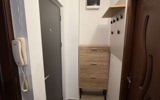 Inchiriez apartament cu 2 camere in Nicolina 1 - Poză 2