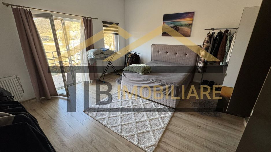 Casa cu 3 camere, 100mp, Zona Sangeorgiu de Mures - Poză 3