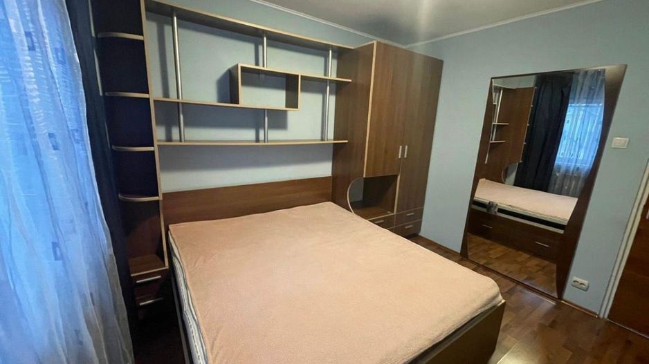 AP. 2 CAMERE 1 DECEMBRIE,  BUCATARIE INCHISA, LOC DE PARCARE, MOBILAT - Poză 3