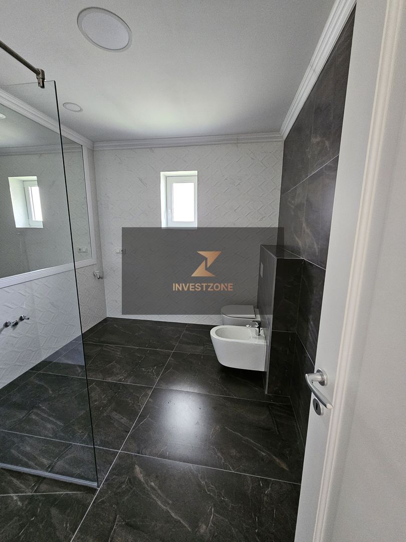 Casa de vanzare cartierul Viena-Oradea - Poză 17