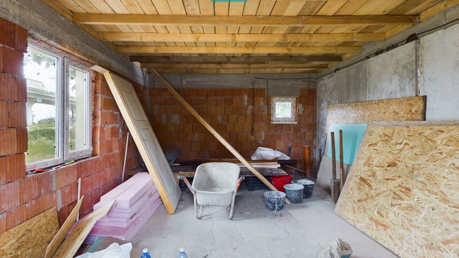 Casă cu 3 camere la roșu de vânzare zona 6Vânători - Poză 3