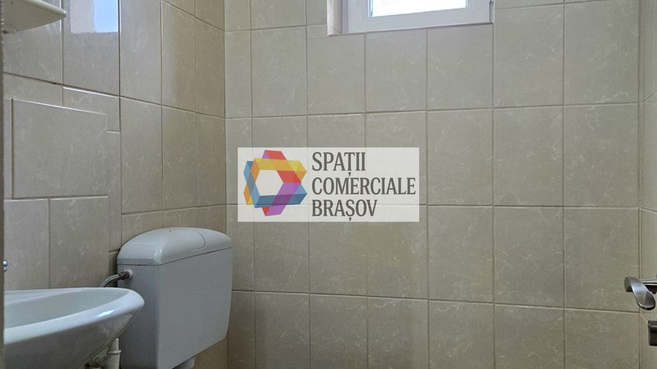 Apartament cu trei camere, zona Racadau 70 mp - Poză 4
