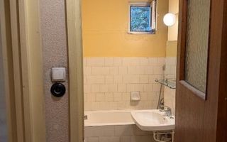 Vanzare 3 camere, 2 bai, etaj 2/4, Titan- Minis - Poză 7