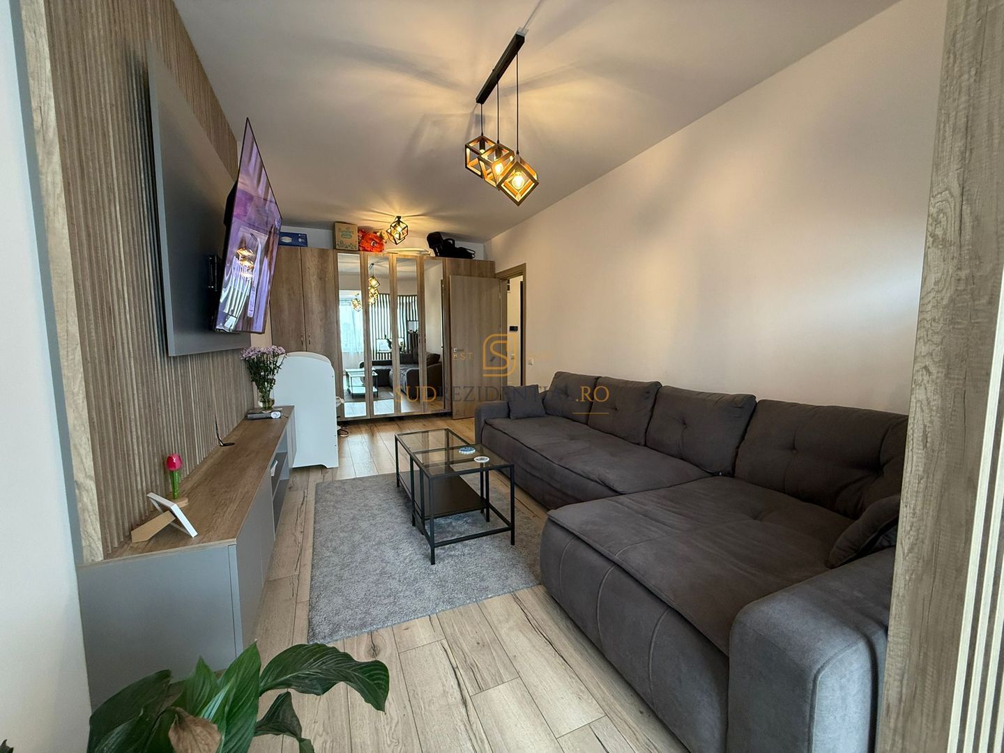 Apartament 2 camere, decomandat,70.6 mp, mobilat, zona Bd. Brancoveanu - Poză 2
