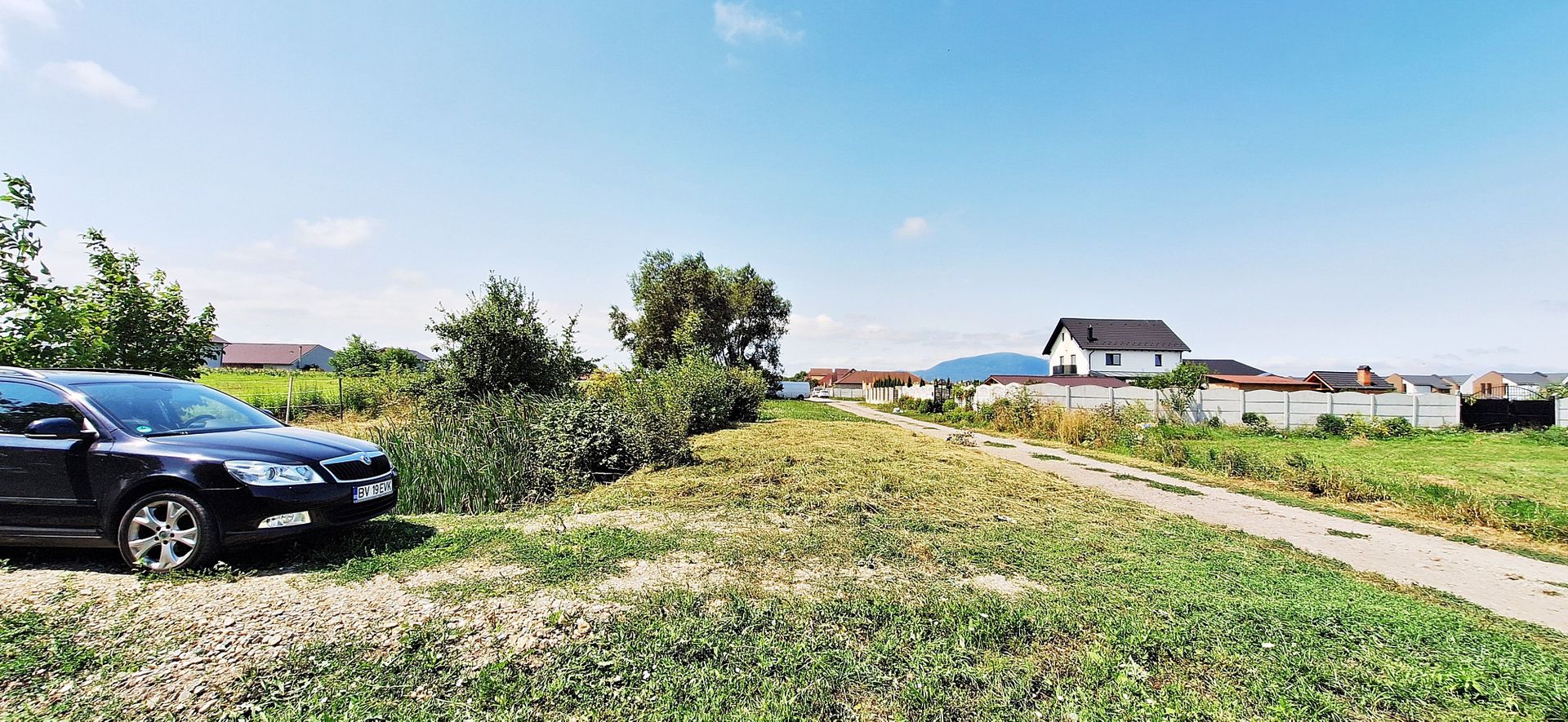 Brasov, cartier Stupini, zona de case noi, 608mp, pret 59900 euro. - Poză 3