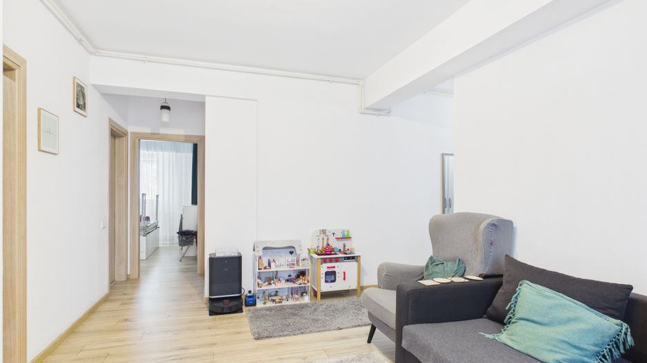 Apartament cu 3 camere la parcul Maica Teofana - Poză 2