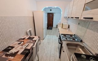 Apartament 2 camere, Etaj Intermediar,  Zona Parc Cetate - Poză 3