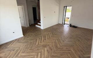 Vand casa tip duplex Hlincea - Poză 1