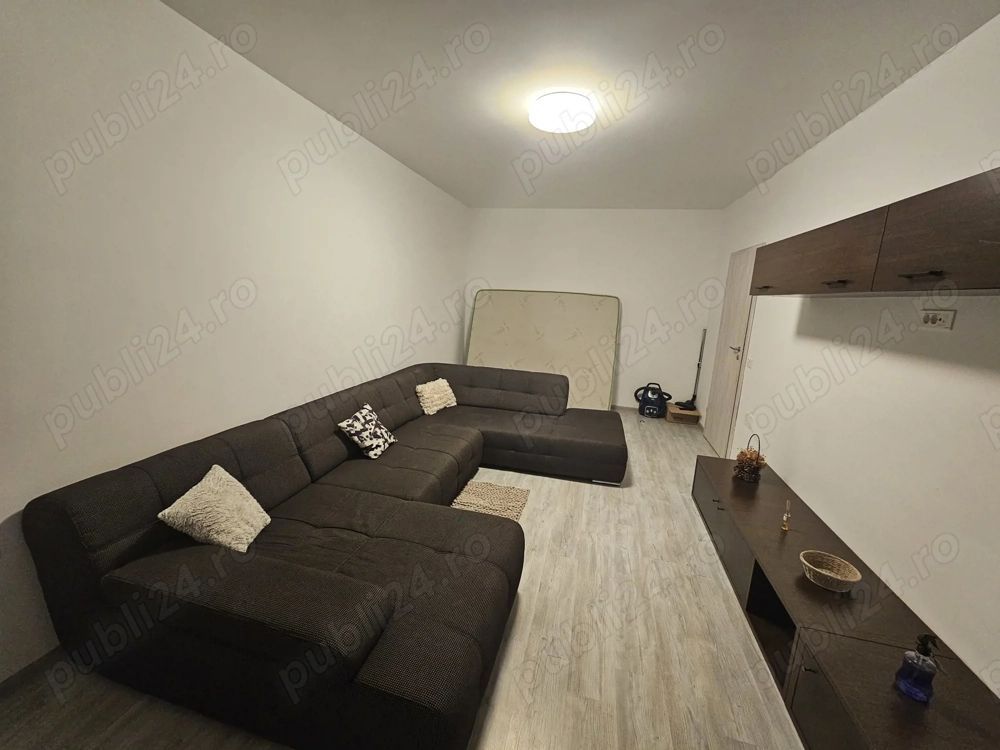 Apartament 2 camere de închiriat Apărătorii Patriei - Grand Kristal - Poză 1