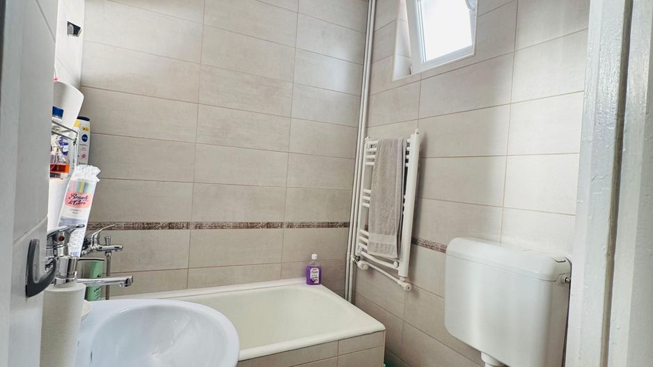 Apartament 2 camere etaj 3 Velenta - Poză 3