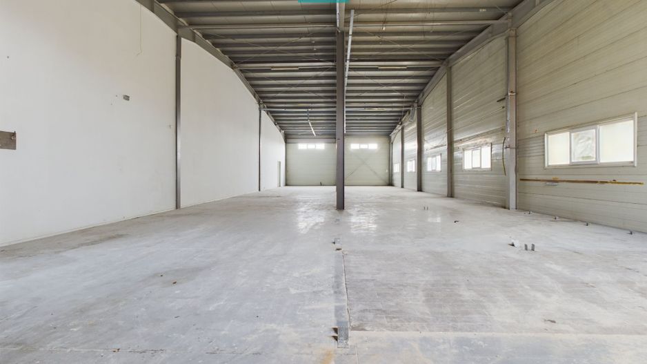 Spațiu industrial 2.750 mp utili - Poză 2