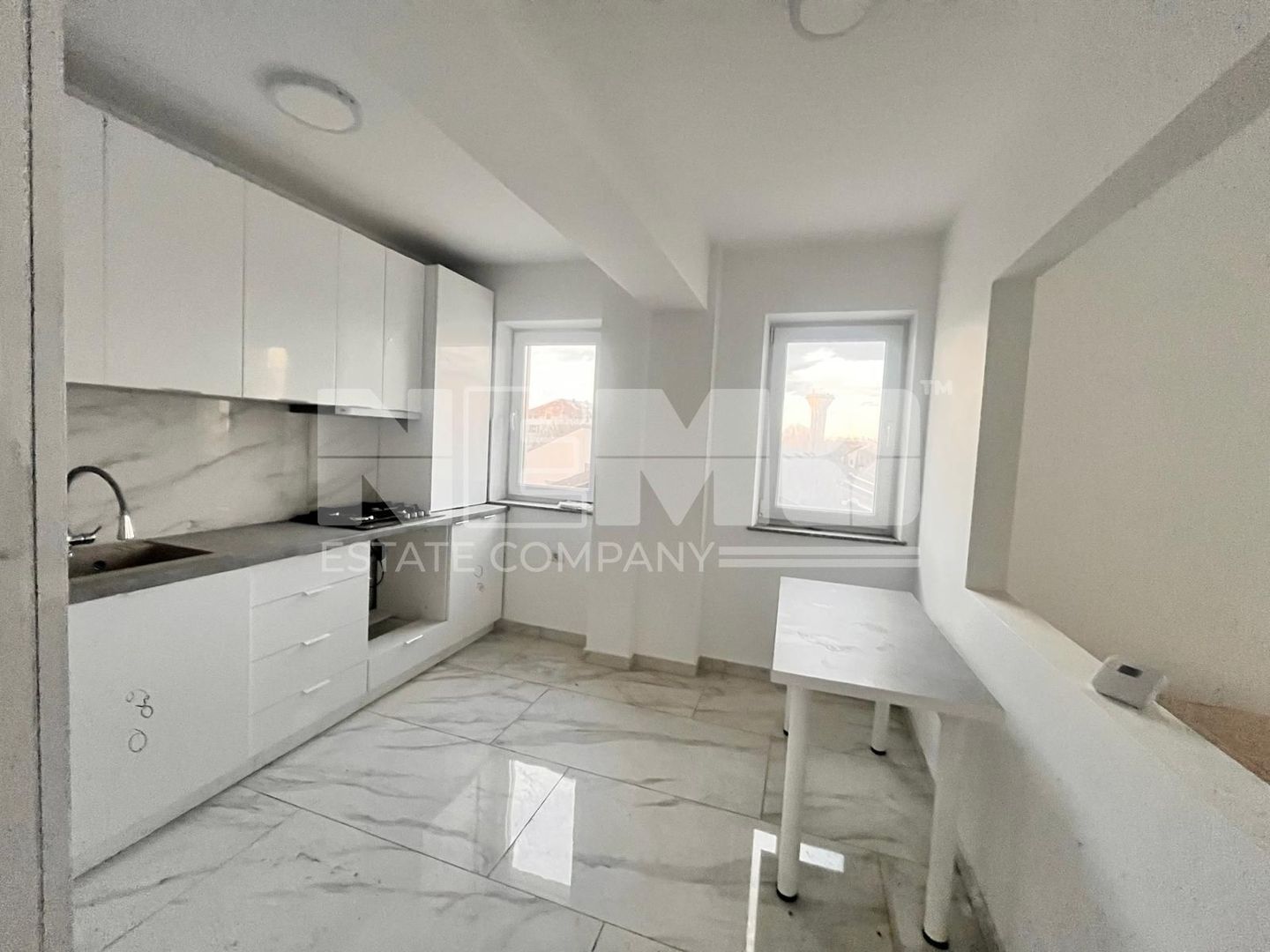 Apartament cu 3 camere I Suceava/Zamca I  84 Mp I 139.000 Euro - Poză 4