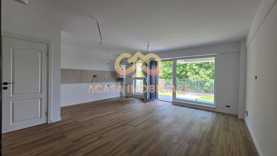 APARTAMENT 3 CAMERE PE 2 NIVELE  CU GRADINA  VALEA LUPULUI - Poză 9