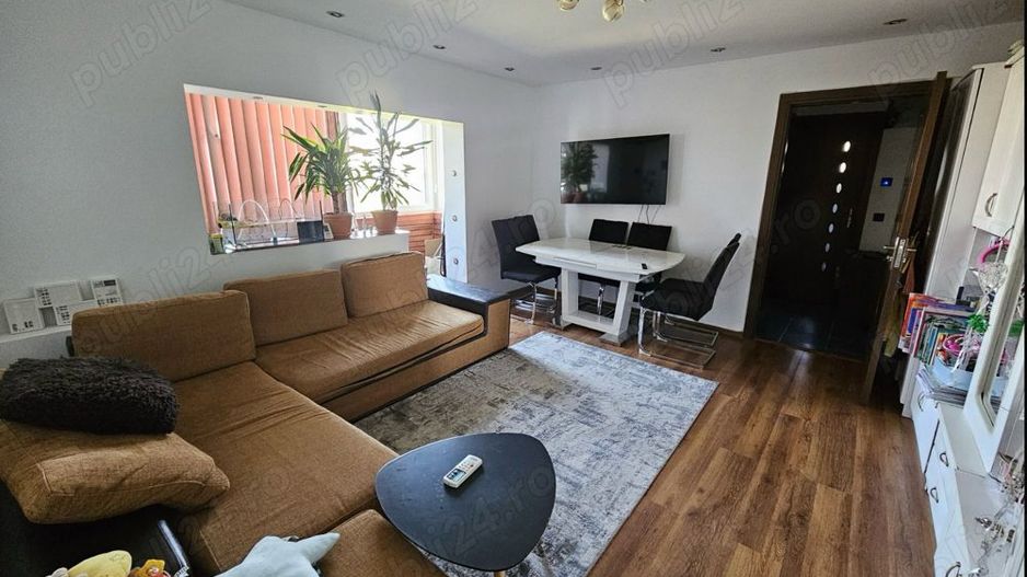 3 camere Lipovei 2 bai 2 balcoane centrala proprie - Poză 1