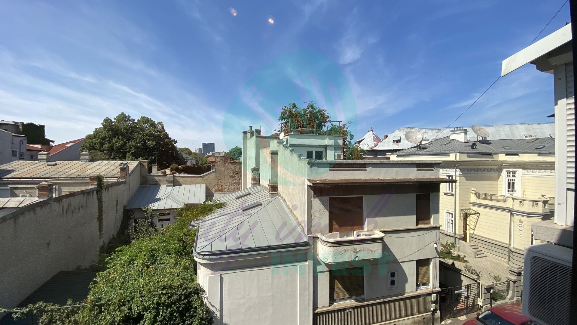 Apartament renovat complet, situat într-o zonă liniștită și centrală! - Poză 12