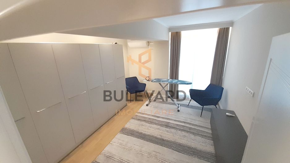 Penthouse de lux 150 mp utili + 200 mp terasa + 2 parcari subterane - Poză 10