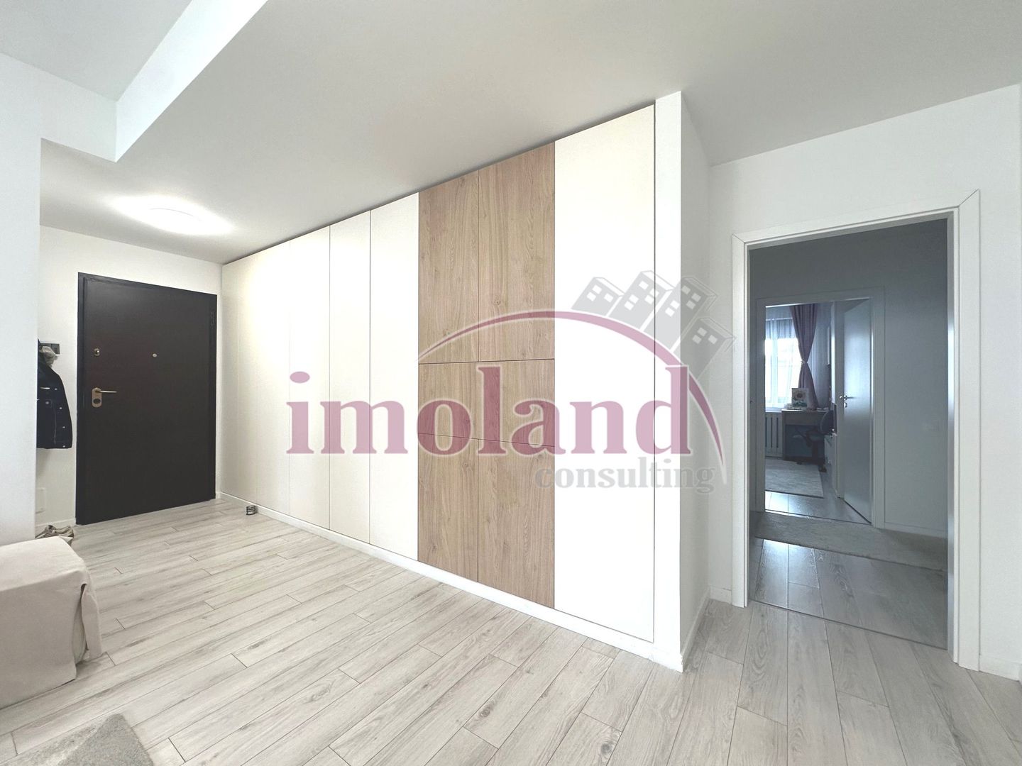 Apartament - 3 dormitoare si gradina  - Parter - Delea Veche 24 - Poză 19