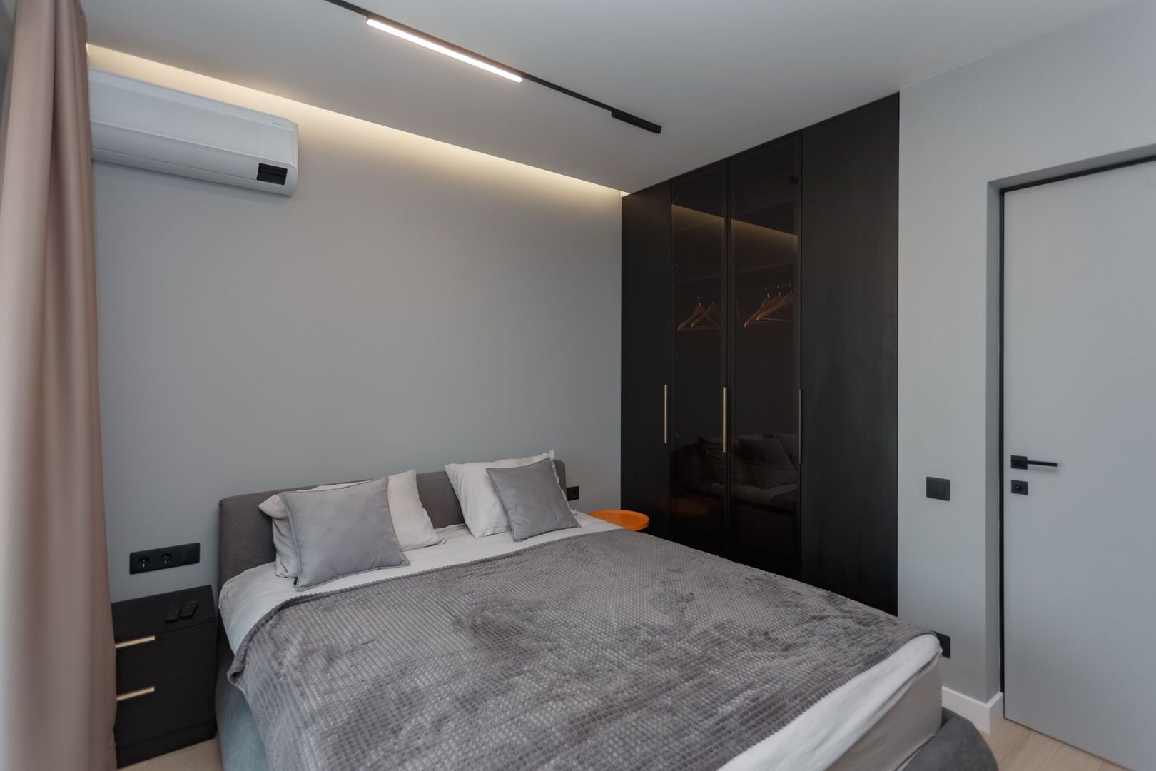 De vânzare apartament, 2 dormitoare, str. Teatrală 3, Centru. - Poză 5