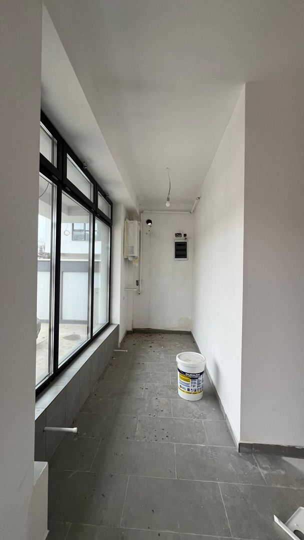 Spațiu comercial de închiriat – vitrină stradală, parcare, zonă rezidențial - Poză 7