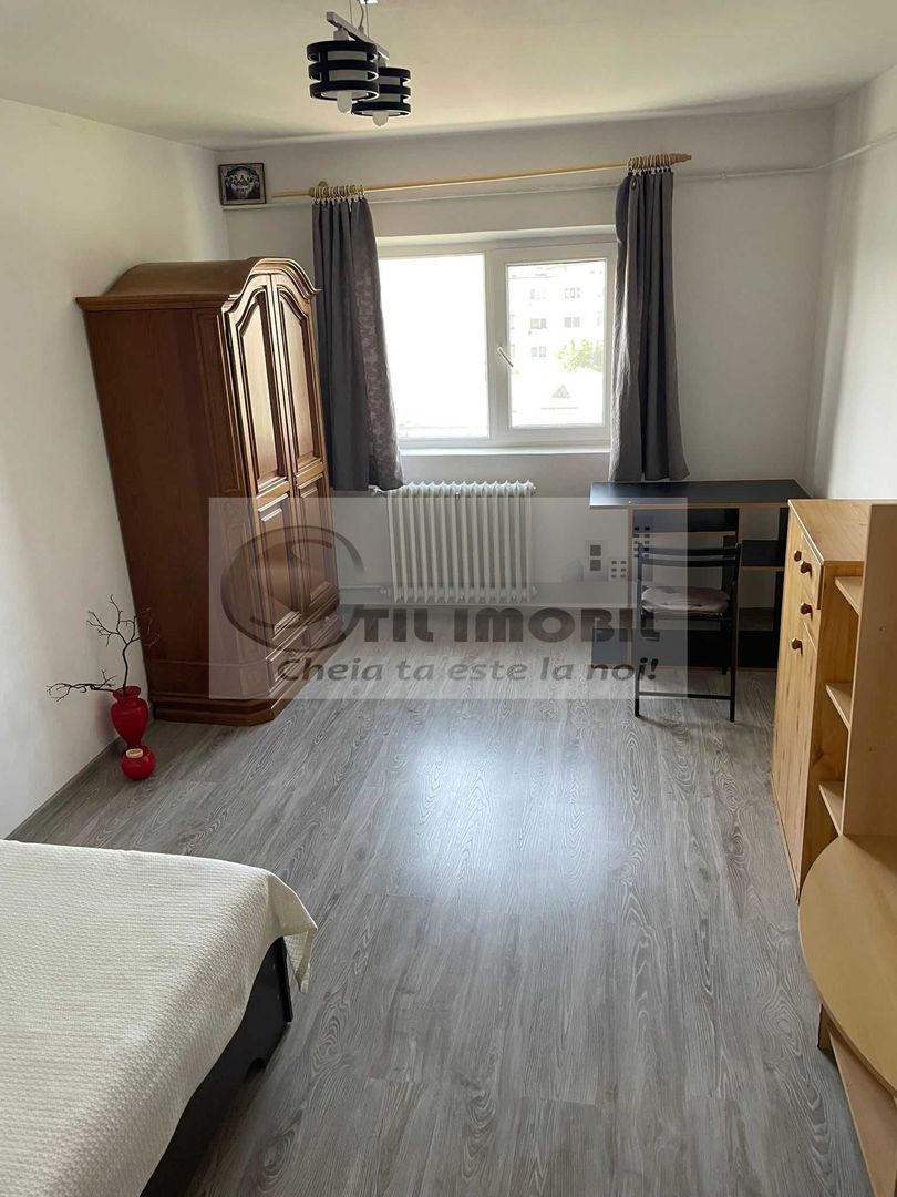 Apartament 3 camere Pacurari- 450 EURO - Poză 5