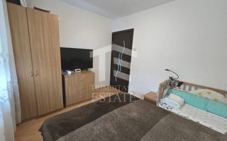INEL I - Apartament cu centrala pe gaz, loc de parcare si pod de 60 mp - Poză 11