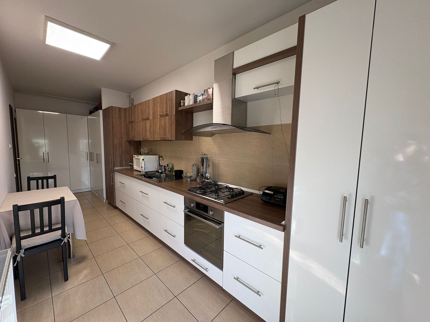 AP. 2 CAMERE AUREL PERSU RESIDENCE, MOBILAT COMPLET, PARCARE, COMIS 0% - Poză 1