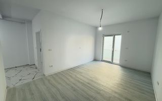 Etaj 1. Decomandat. Asfalt - Poză 1