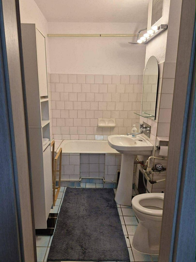 Apartament 2 camere+pivnita, decomandat, Strada Nicolae Iorga. - Poză 7
