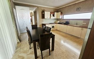 🏡 Casă de Lux cu Design Exclusivist – Eleganță, Rafinament și Confort - Poză 30