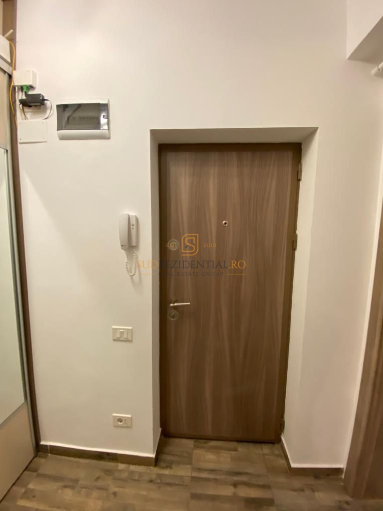 Garsoniera moderna de vanzare, mobilata, parcare, metrou Aparatori - Poză 14