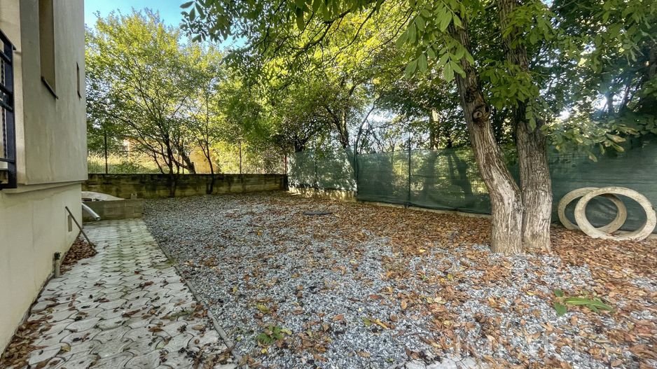 Casa individuala cu 6 camere, in cartierul Buna-Ziua - Poză 23