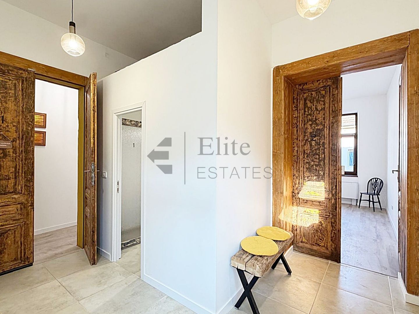 Apartament 2 camere ultracentral Oradea | Cabinet - Poză 2