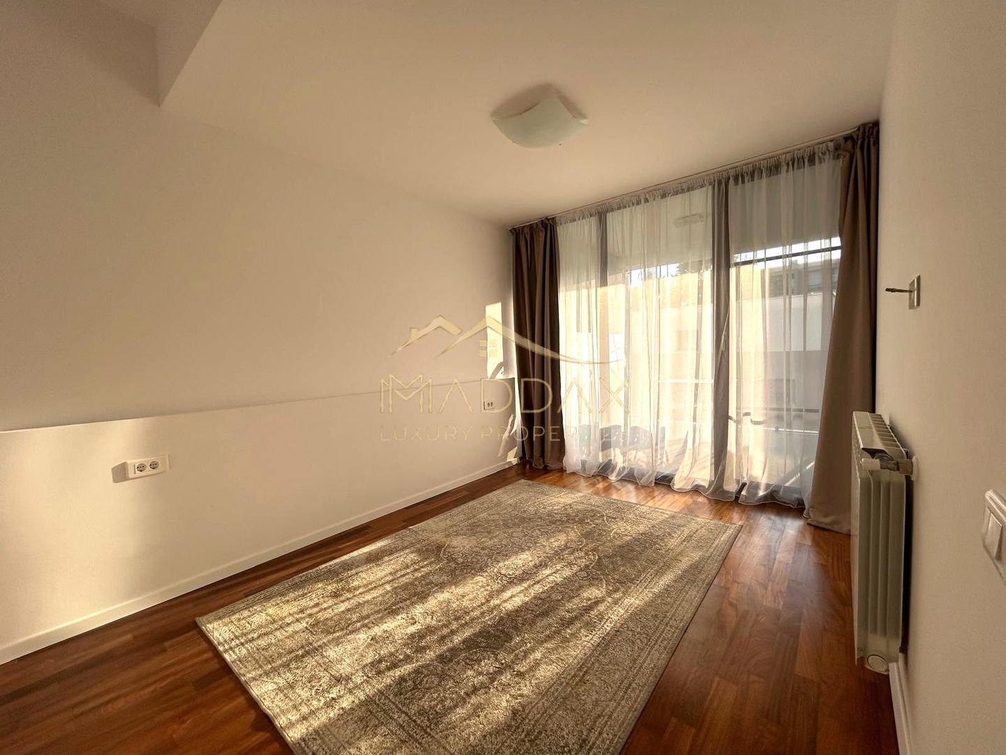 3 camere // 140mp // parcare si boxa // parc Herastrau // cartier Francez - Poză 19