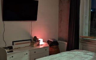 Apartament cu 3 camere Zona Centrala - Poză 9