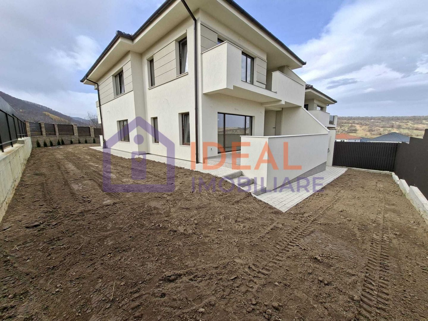 Casa individuala cu teren de 465mp, in Cisnadie - Cisnadioara - Poză 4