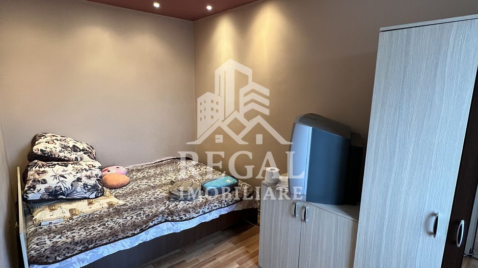 Apartament 2 camere – zonă centrală – ideal pentru locuit sau investiț - Poză 1