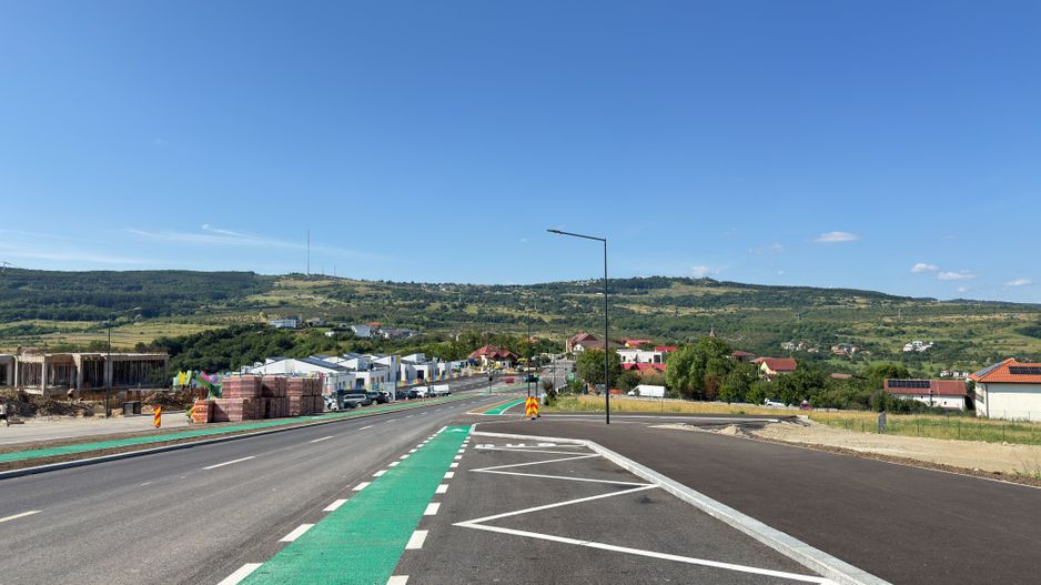 TEREN 848 MP - PUZ APROBAT ȘI HCL - DESTINAȚIE CLINICĂ MEDICALĂ - BORHANCI - Poză 1