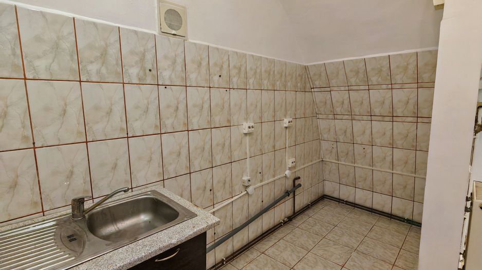 Garsoniera în centrul Brașovului, investitie regim hotelier - Poză 6
