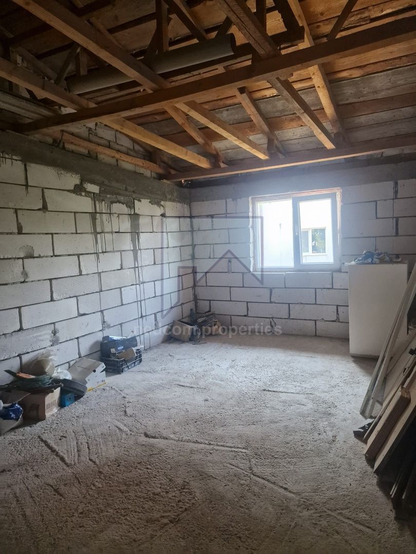 Vanzare Vila S+P+1E+Pod - Adunatii Copaceni - Poză 20