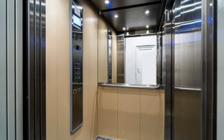 Plaza Mall, 2 camere, decomandat, 60 mp, etaj 2, mobilat, parcare subsol, boxa - Poză 17