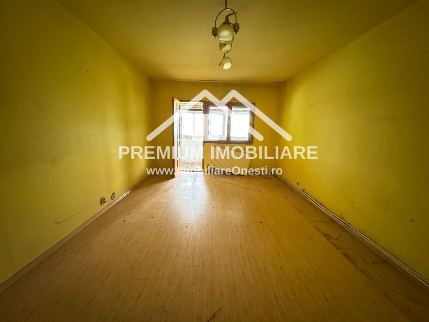 Apartament cu 3 camere decomandat - Poză 5