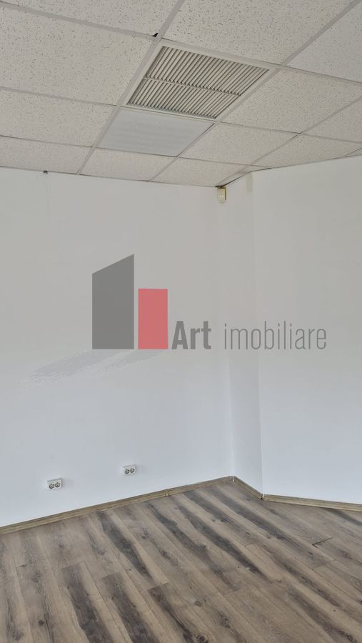 Spatiu Comercial de inchiriat, Ghencea, 60mp, Vitrina 10ml - Poză 3