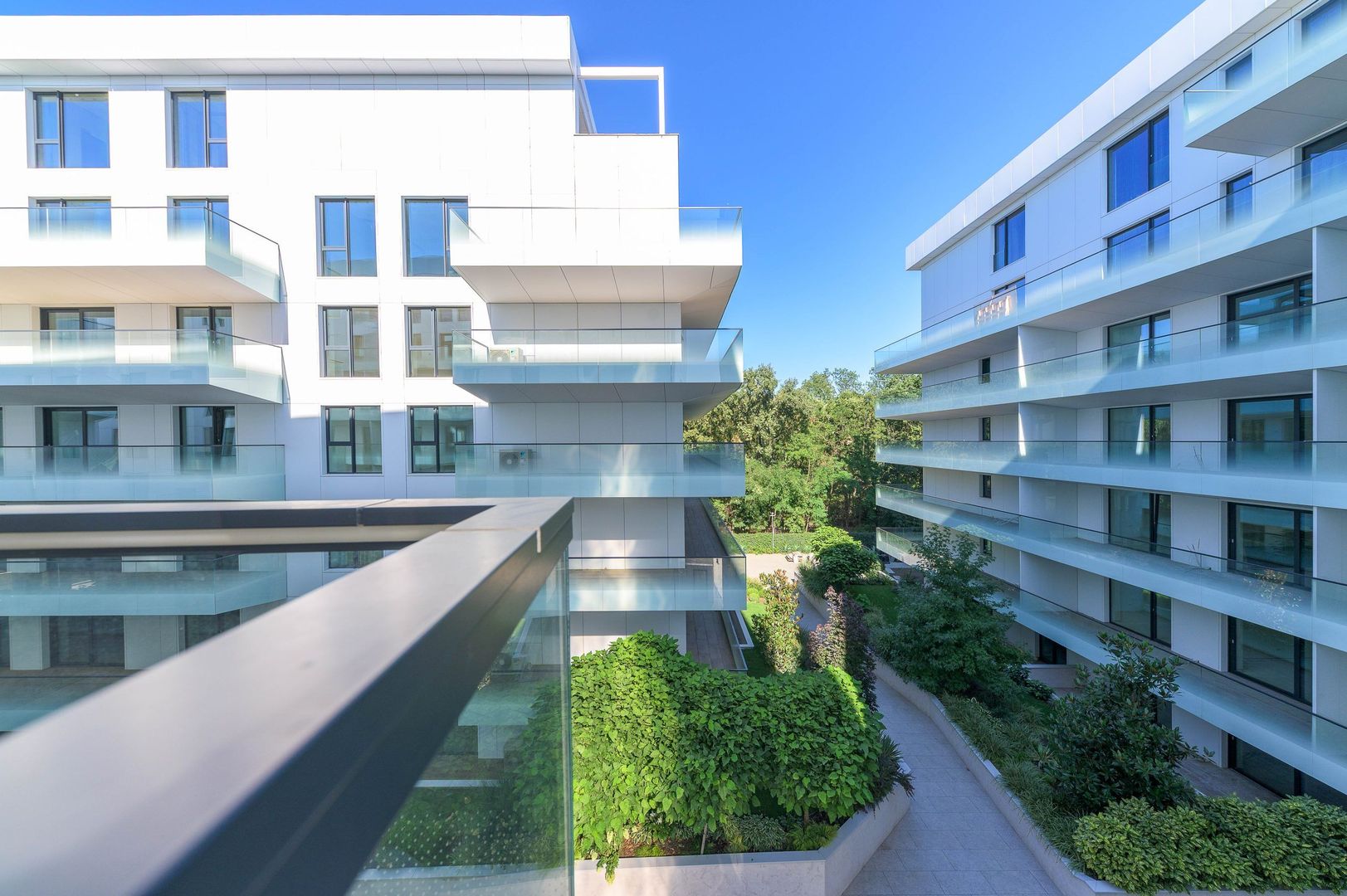 Pines Residence - Poză 9