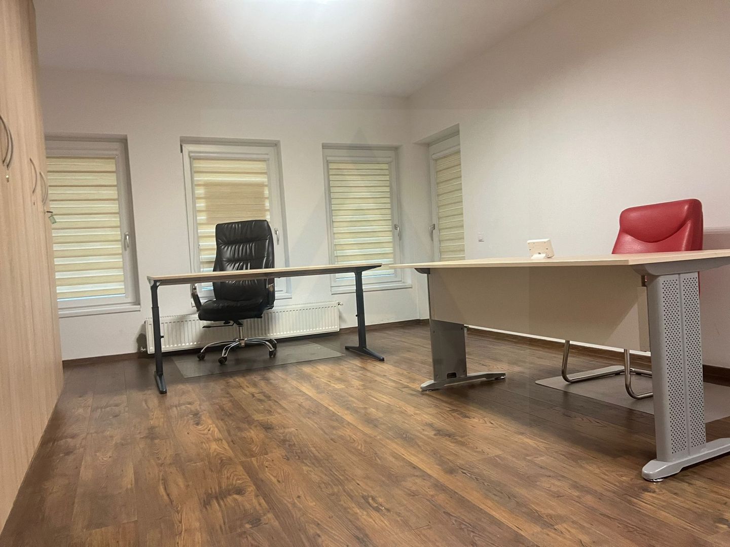 Apartament 2 camere 71 mp utili 2 bai 2 balcoane zona Arhitectilor - Poză 2