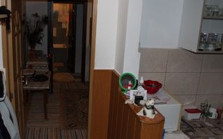 Apartament 2 camere etaj 2 Aleea Crinului - Poză 3