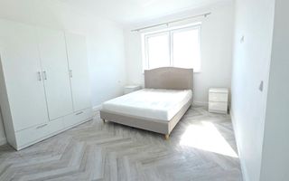 De vânzare apartament 2 camere - Poză 2