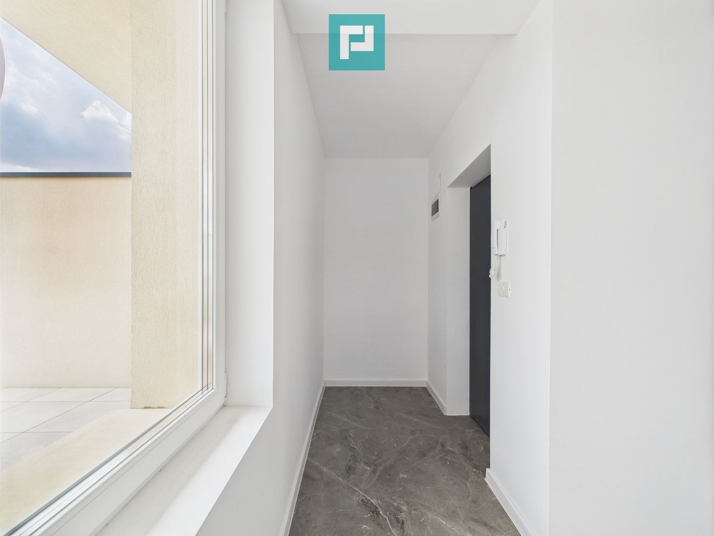 Apartament 3 camere, zona Torontalului - Poză 12